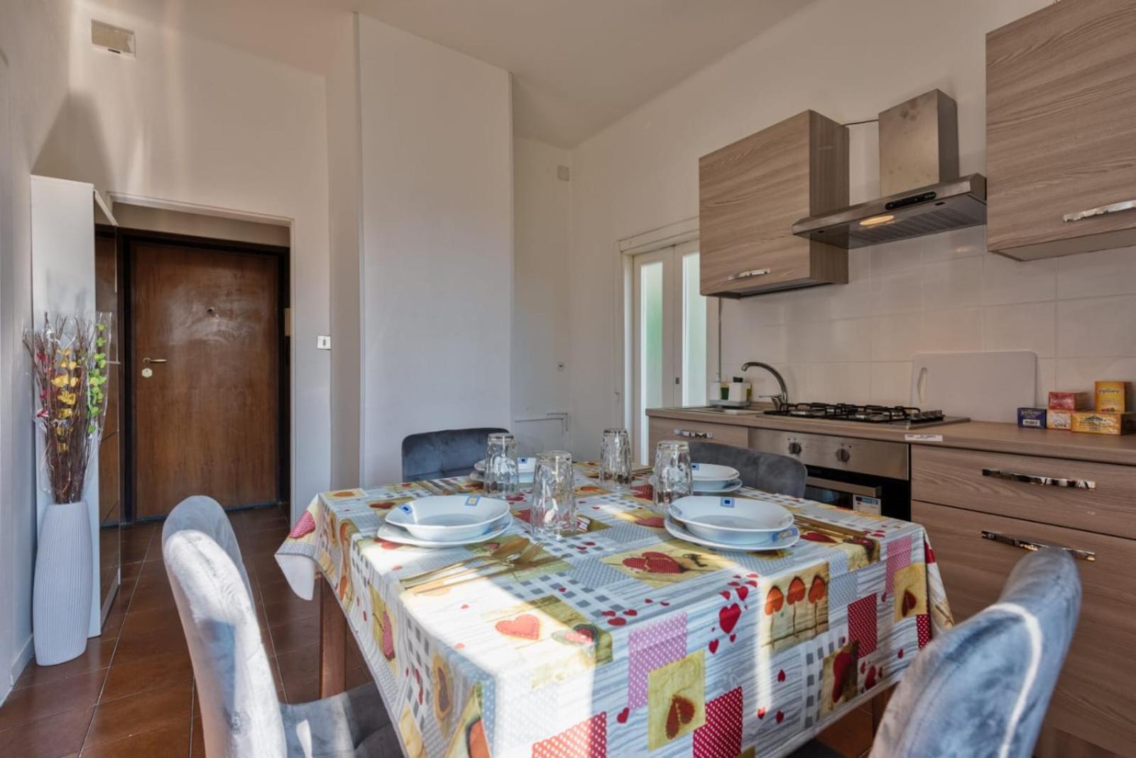 Venice Vacation Apartment Two Bedrooms Μαργκέρα Εξωτερικό φωτογραφία
